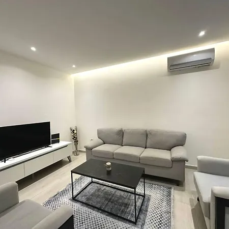 Glar 1br Barrikada 아파트 티라나