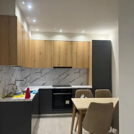 דירה Glar 1br Barrikada טיראנה